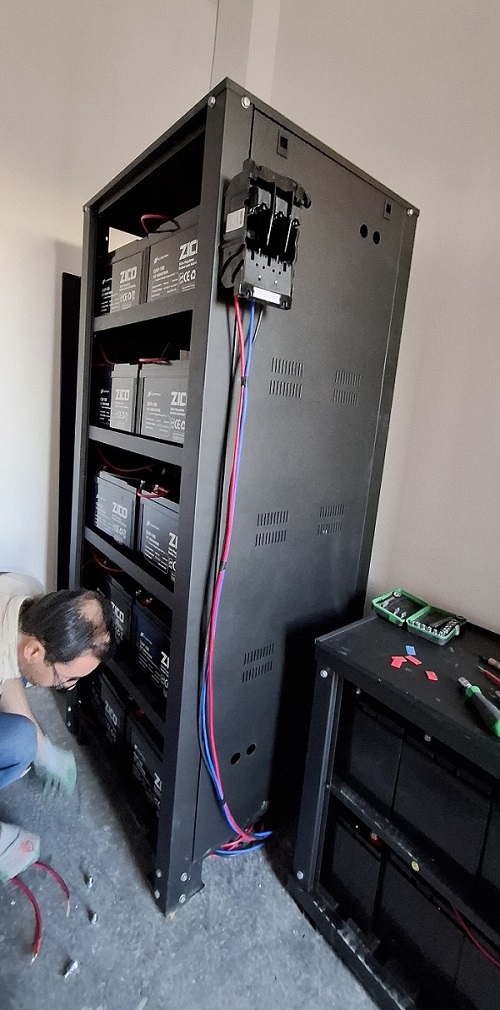 راه اندازی یو پی اس 20 کاوا در آژانس هفت اورنگ