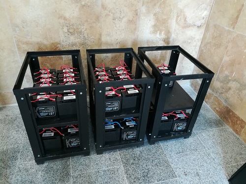 باتری های یو پی اس در اجرای پروژه دانشکده دندانپزشکی قزوین